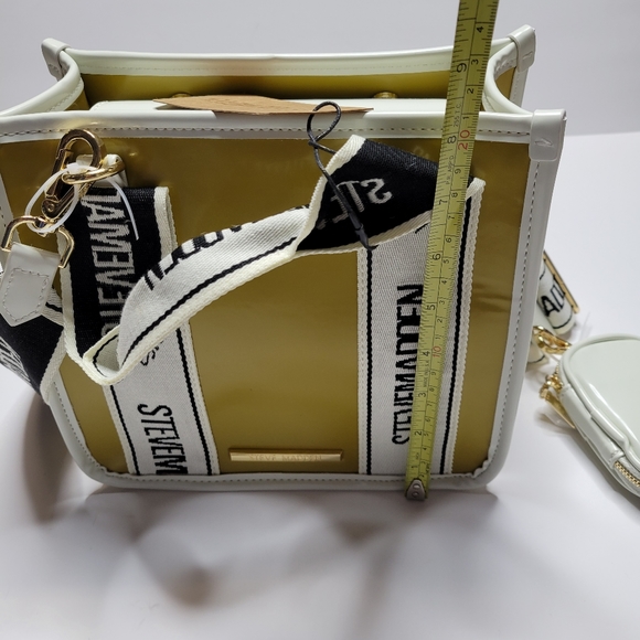 NWT STEVE MADDEN Thick Strap Patent Handbag - Picture 6 of 9
